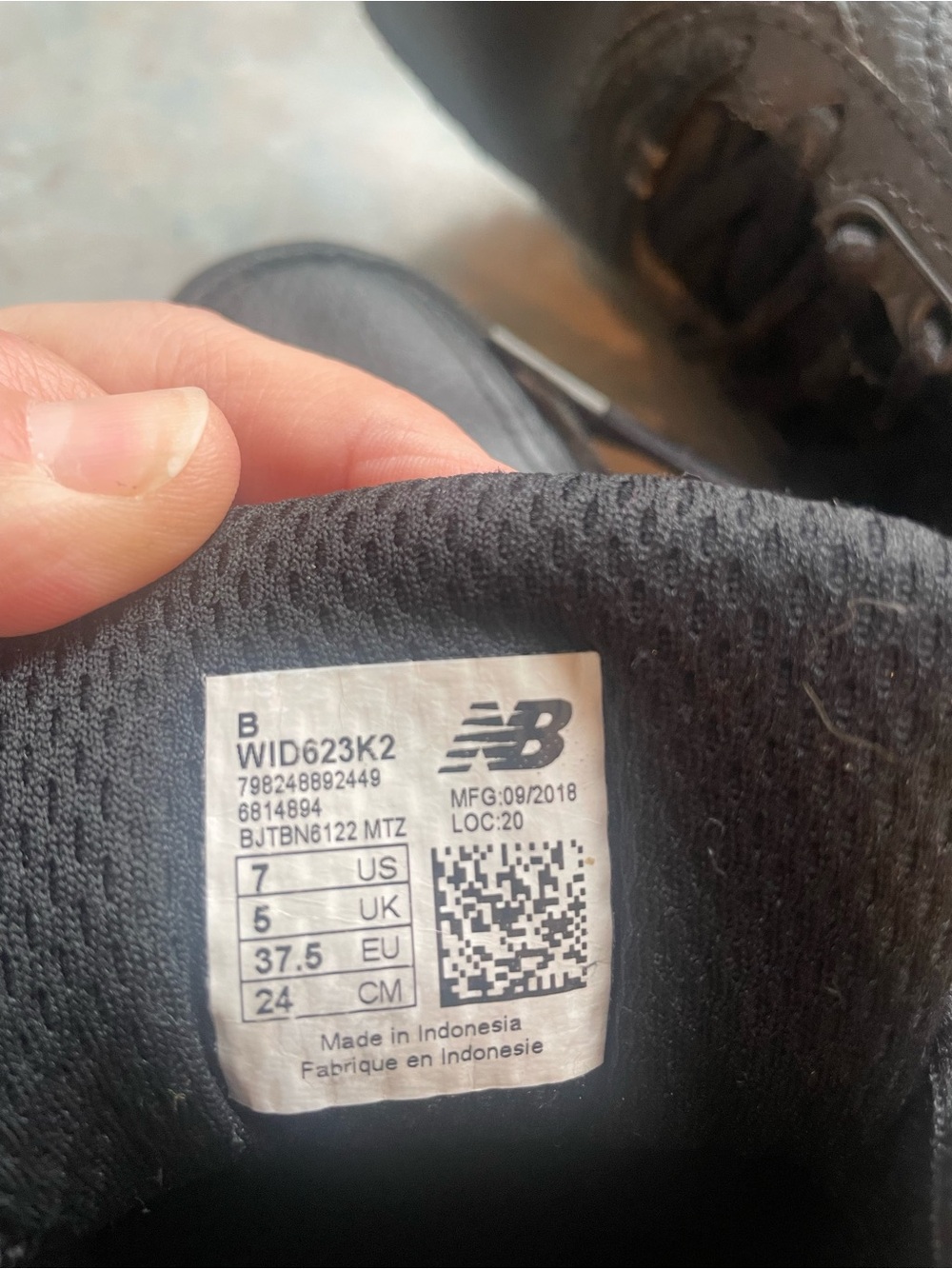 New Balance Black Leather Athletic Sneakers - Picture 7 of 8